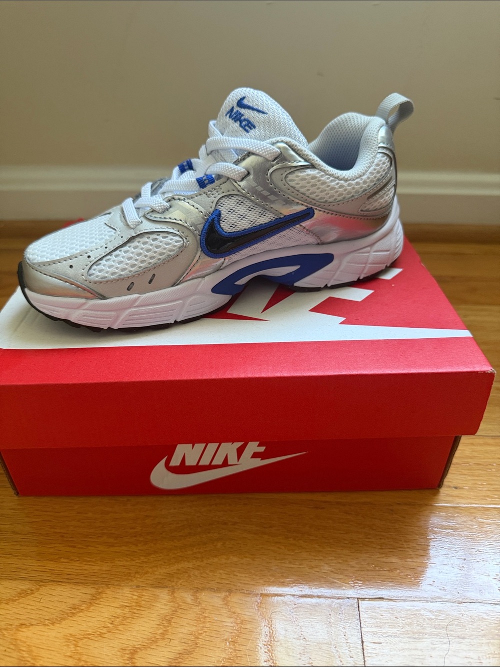 Nike Kids White and Blue Running Sneakers